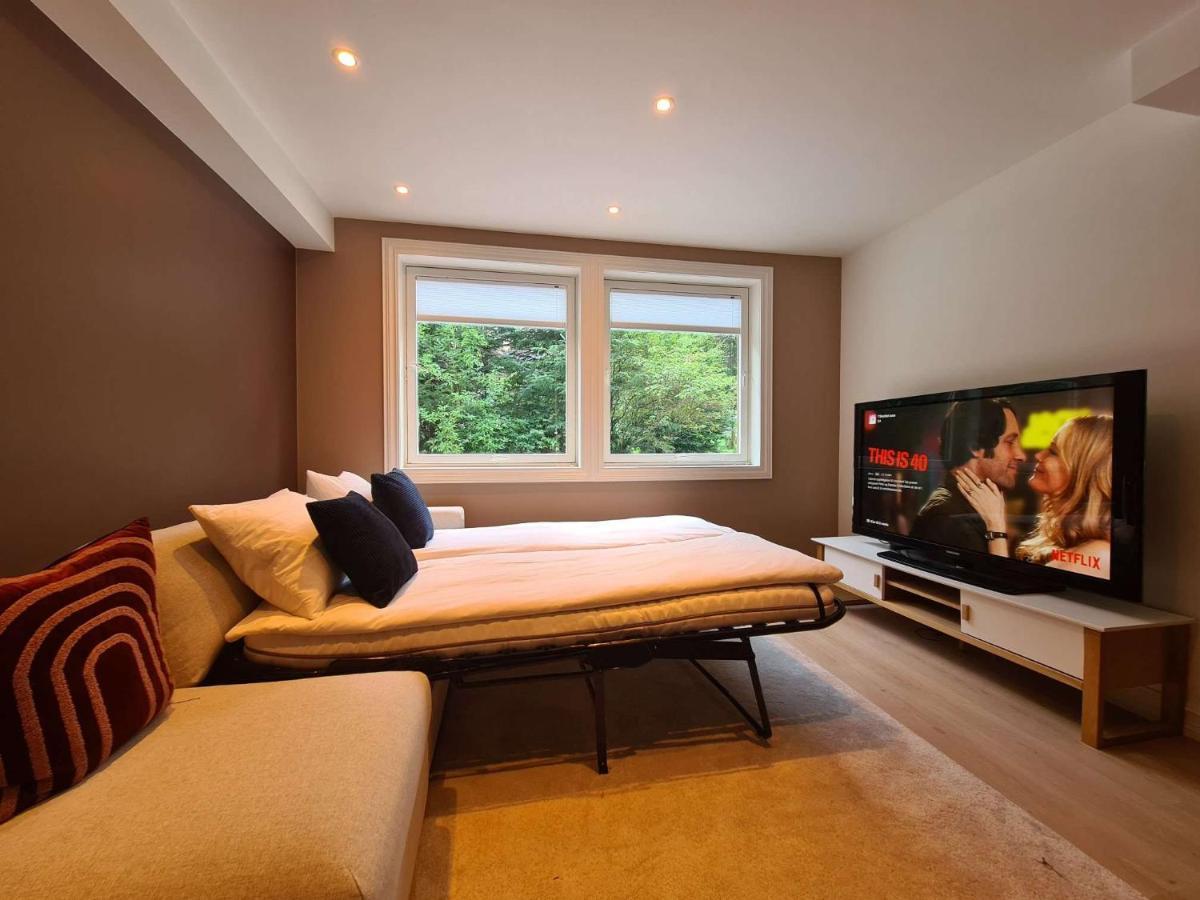 City Center Charm In Exclusive Eiganes - Modern & Spacious Stavanger Exteriör bild
