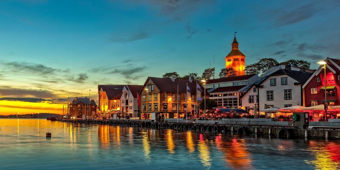 City Center Charm In Exclusive Eiganes - Modern & Spacious Stavanger Exteriör bild